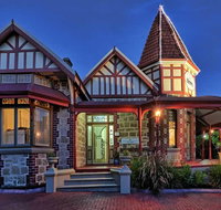 The Witch's Hat - Hotel Gold Coast