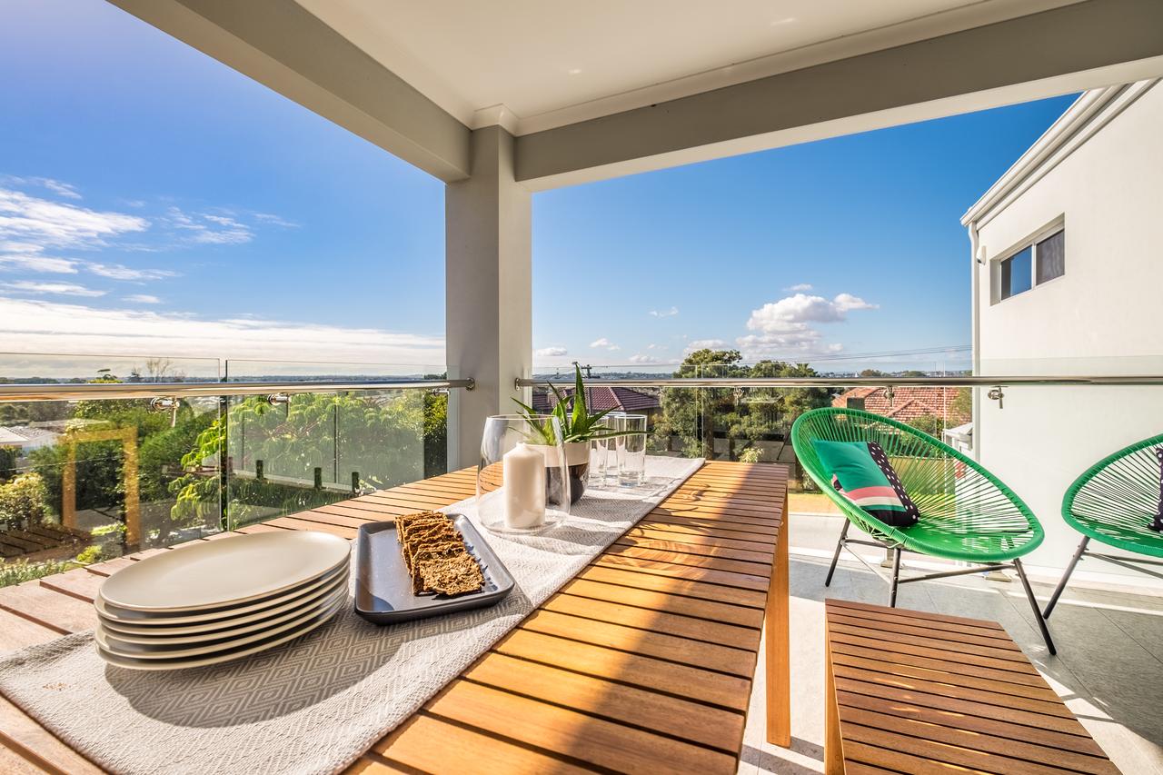 Woodlands WA Hotel Gold Coast