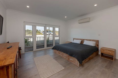 Blue Sky Escapes The Lookout Lancelin - Hotel Gold Coast 33