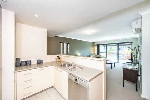 Subiaco Emporium Apartment - Hotel Gold Coast 14