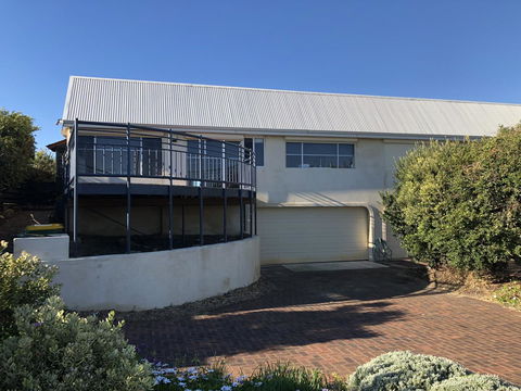 Halls Head Beach House - Hotel Gold Coast 1
