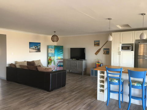 Halls Head Beach House - Hotel Gold Coast 5