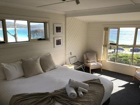 BINALONG BEACH COTTAGE Beachfront At Bay Of Fires Next To Restaurant - Hotel Gold Coast 4