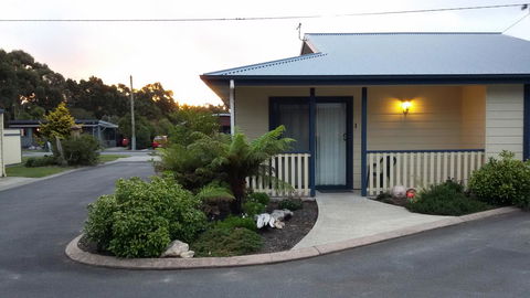 Strahan Retreat Holiday Park - Hotel Gold Coast 28