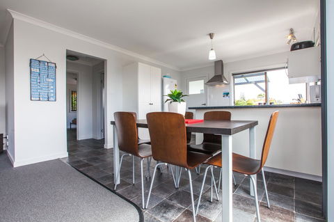 Bircoo Cottage Beach And Golf Getaway - Hotel Gold Coast 5