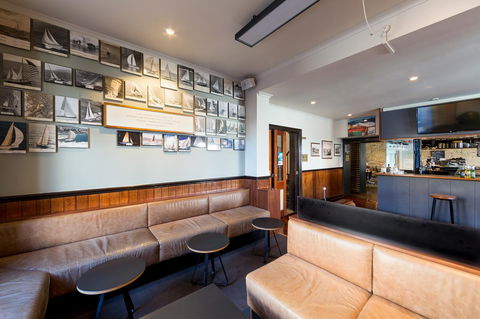 Customs House Hotel - Hotel Gold Coast 1