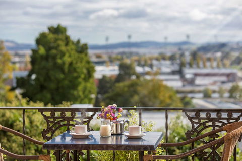 Coach House Launceston - Hotel Gold Coast 27