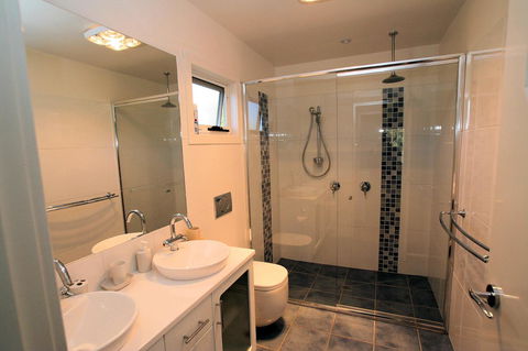 Bridport Holiday Rental - Hotel Gold Coast 14