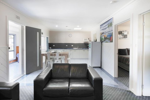 Georges Bay Apartments - Hotel Gold Coast 34