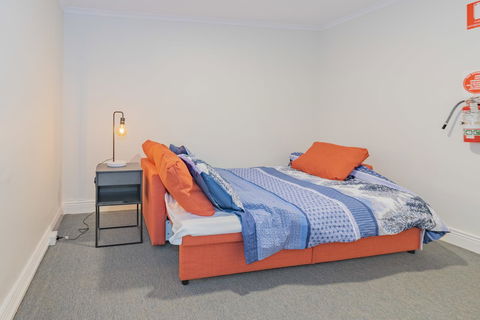 4 Bedroom House - Hobart CBD - Free Parking - Free WIFI - Hotel Gold Coast 18