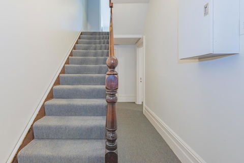 4 Bedroom House - Hobart CBD - Free Parking - Free WIFI - Hotel Gold Coast 7