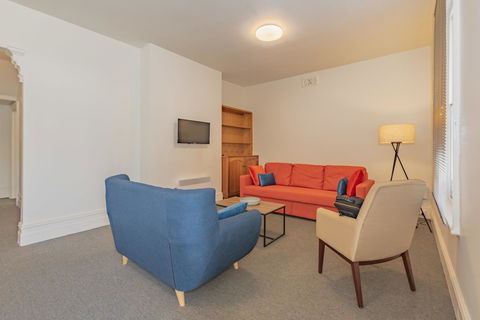 4 Bedroom House - Hobart CBD - Free Parking - Free WIFI - Hotel Gold Coast 22