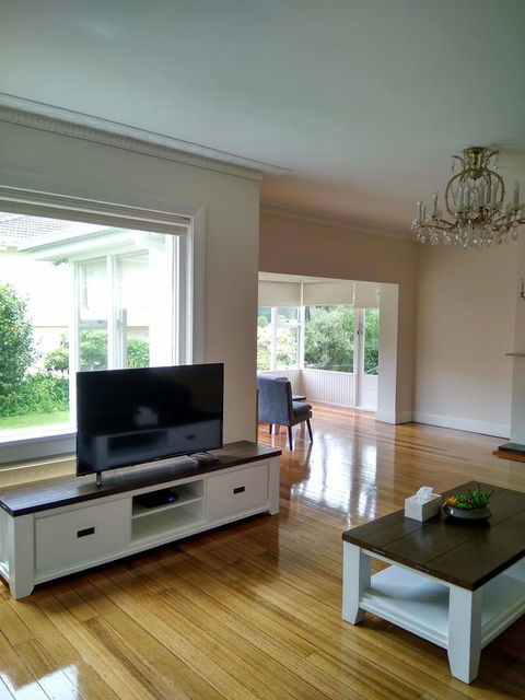 Riverbank Villa - Hotel Gold Coast 19