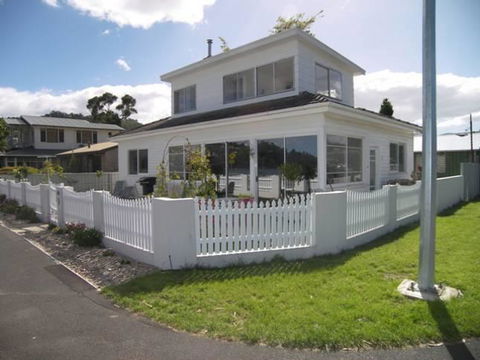 The Ultimate Beach House - Hotel Gold Coast 10