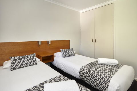 Elphin Serviced Apartments - Hotel Gold Coast 24