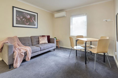 Elphin Serviced Apartments - Hotel Gold Coast 7