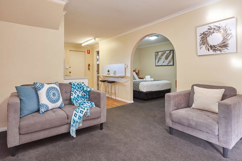 Elphin Serviced Apartments - Hotel Gold Coast 9