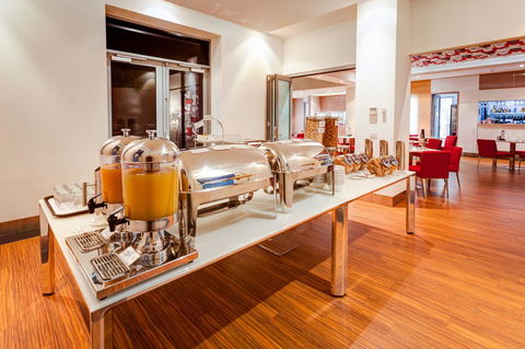 Mantra Charles Hotel - Hotel Gold Coast 18