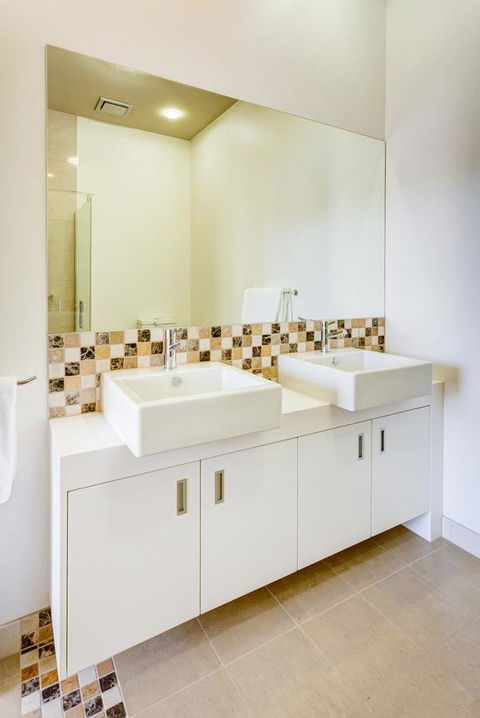 Mantra Charles Hotel - Hotel Gold Coast 5