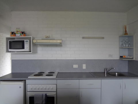 Adina Place Motel Apartments - Hotel Gold Coast 26