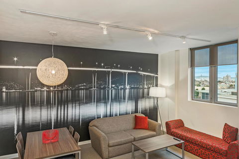 Mantra One Sandy Bay Road - Hotel Gold Coast 16