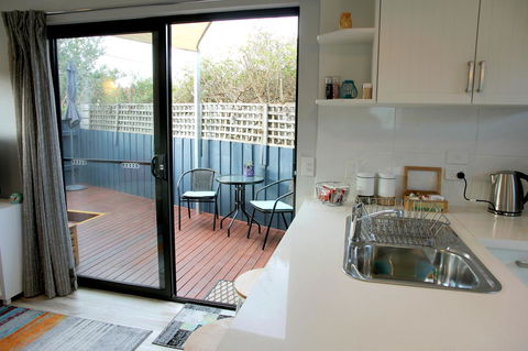 Kingston Beach-House Retreat - Hotel Gold Coast 19