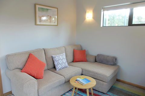 Kingston Beach-House Retreat - Hotel Gold Coast 11