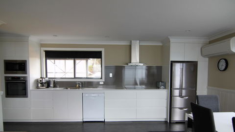 SEA EAGLE COTTAGE Amazing Views Of Bay Of Fires - Hotel Gold Coast 7