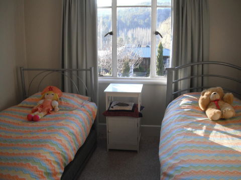 Maydena Chalet - Hotel Gold Coast 13