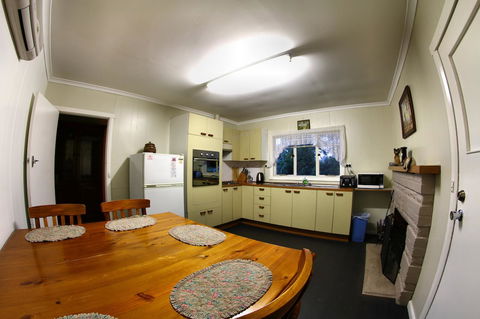 Maydena Chalet - Hotel Gold Coast 9