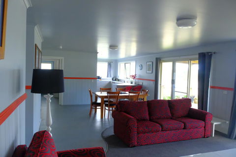 The Crays Accommodation - Hotel Gold Coast 2