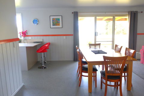 The Crays Accommodation - Hotel Gold Coast 5