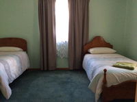 Book Ross Accommodation Vacations Hotel Gold Coast Hotel Gold Coast