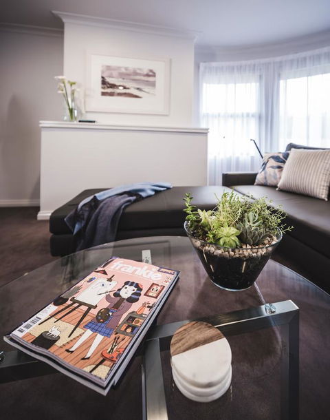 Russell House - Hotel Gold Coast 5