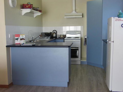 Elm Trees Accommodation @ Ross - Hotel Gold Coast 19
