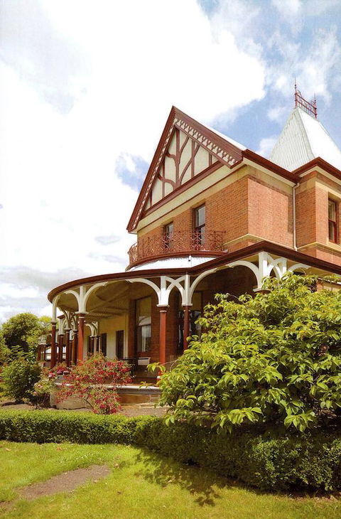 Old Bishop\'s Quarters Heritage, Modern & Unique Accommodation - Hotel Gold Coast 0