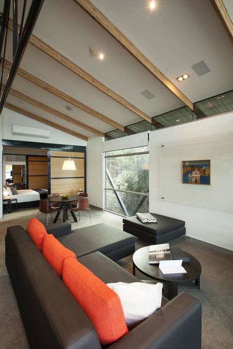 MONA Pavilions - Hotel Gold Coast 2