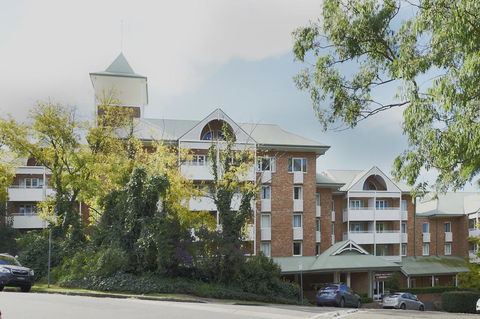 Nesuto Pennant Hills - Hotel Gold Coast 0