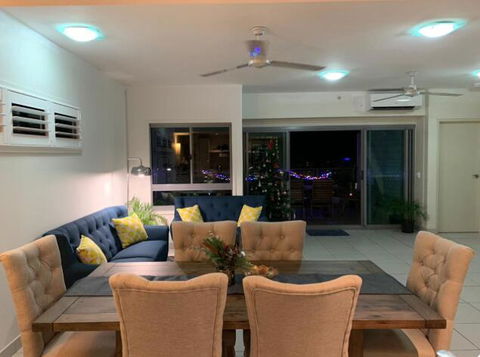 Nia's Place - Hotel Gold Coast 1