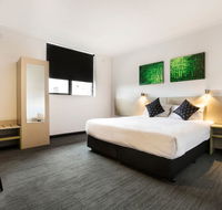 Nightcap at St Albans Hotel - Hotel Gold Coast