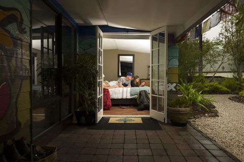 Nimbin Rox YHA - Hotel Gold Coast 1