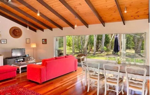 Noosa Lake House - Hotel Gold Coast 0