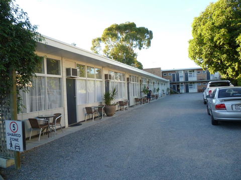 Norfolk Motor Inn - Hotel Gold Coast 3