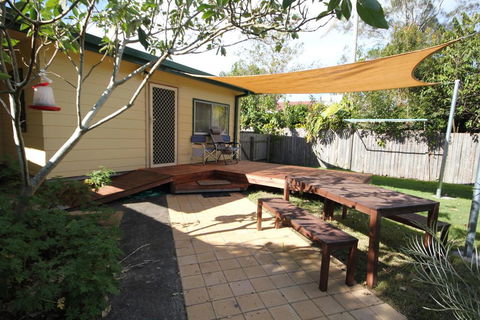 NORTH HAVEN SEA BREEZE - 9 David Campbell St , North Haven - Hotel Gold Coast 2