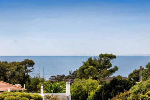 NORTH POINT RETREAT - MORNINGTON - Hotel Gold Coast 1