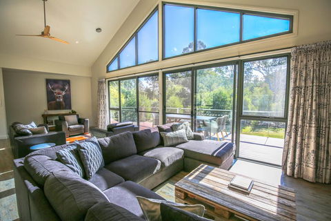 Northern Exposure - Hotel Gold Coast 2