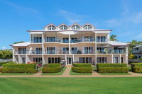 Book Belgian Gardens Accommodation Vacations Hotel Gold Coast Hotel Gold Coast
