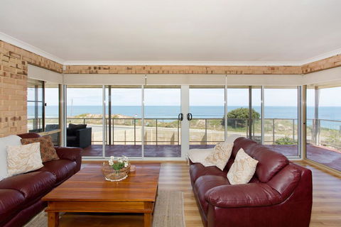 Ocean View Beach House - Hotel Gold Coast 0