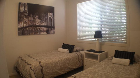 Oceana Holiday Units - Hotel Gold Coast 3