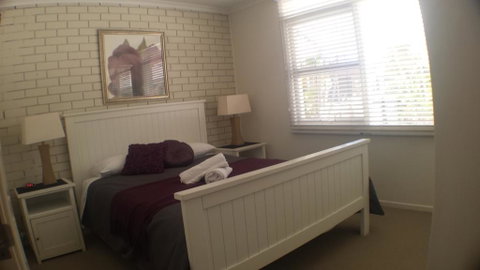 Oceana Holiday Units - Hotel Gold Coast 1